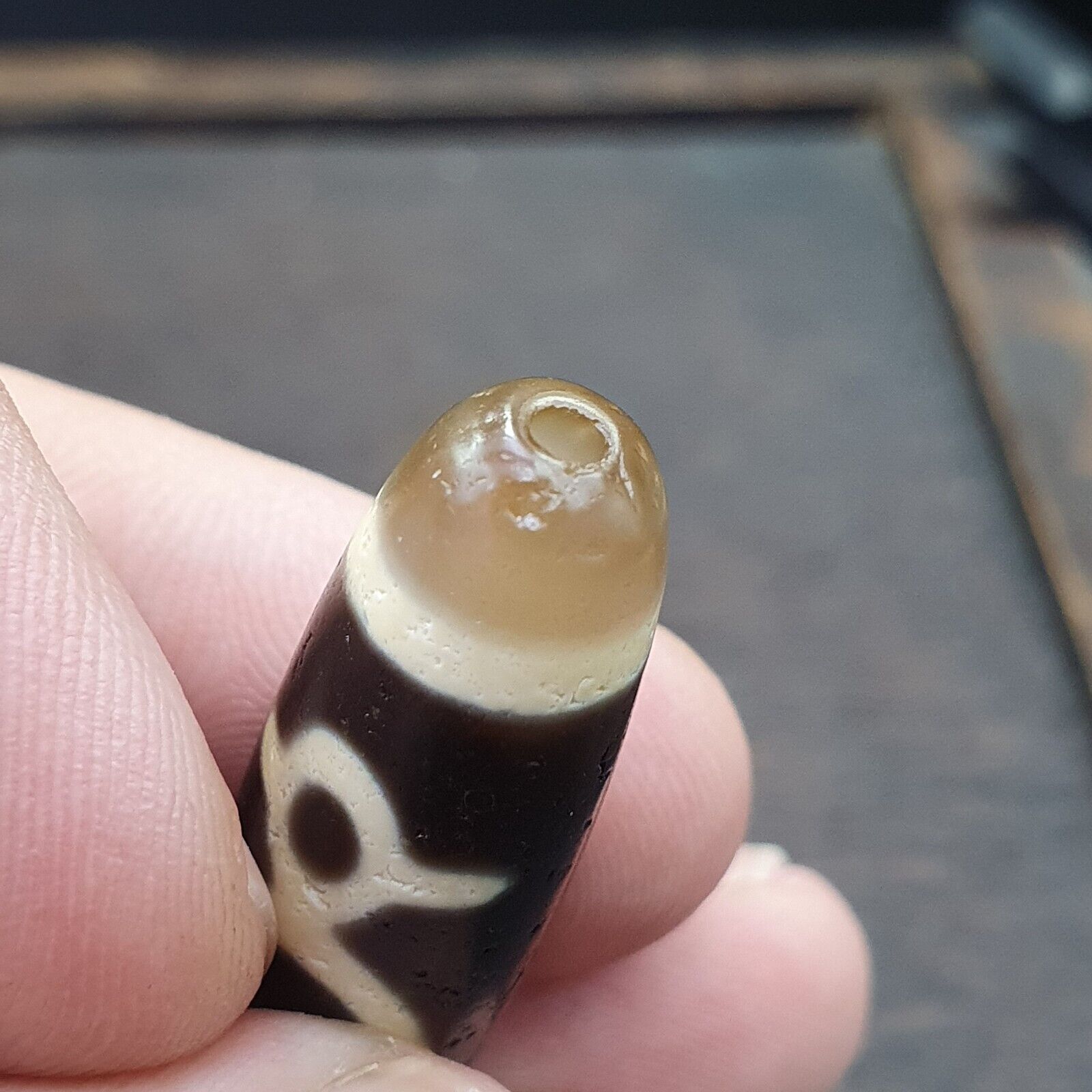 Very Unique Vintage Old Tibetan Lotus, treasure-vase Agate stone Dzi Bead Amulet