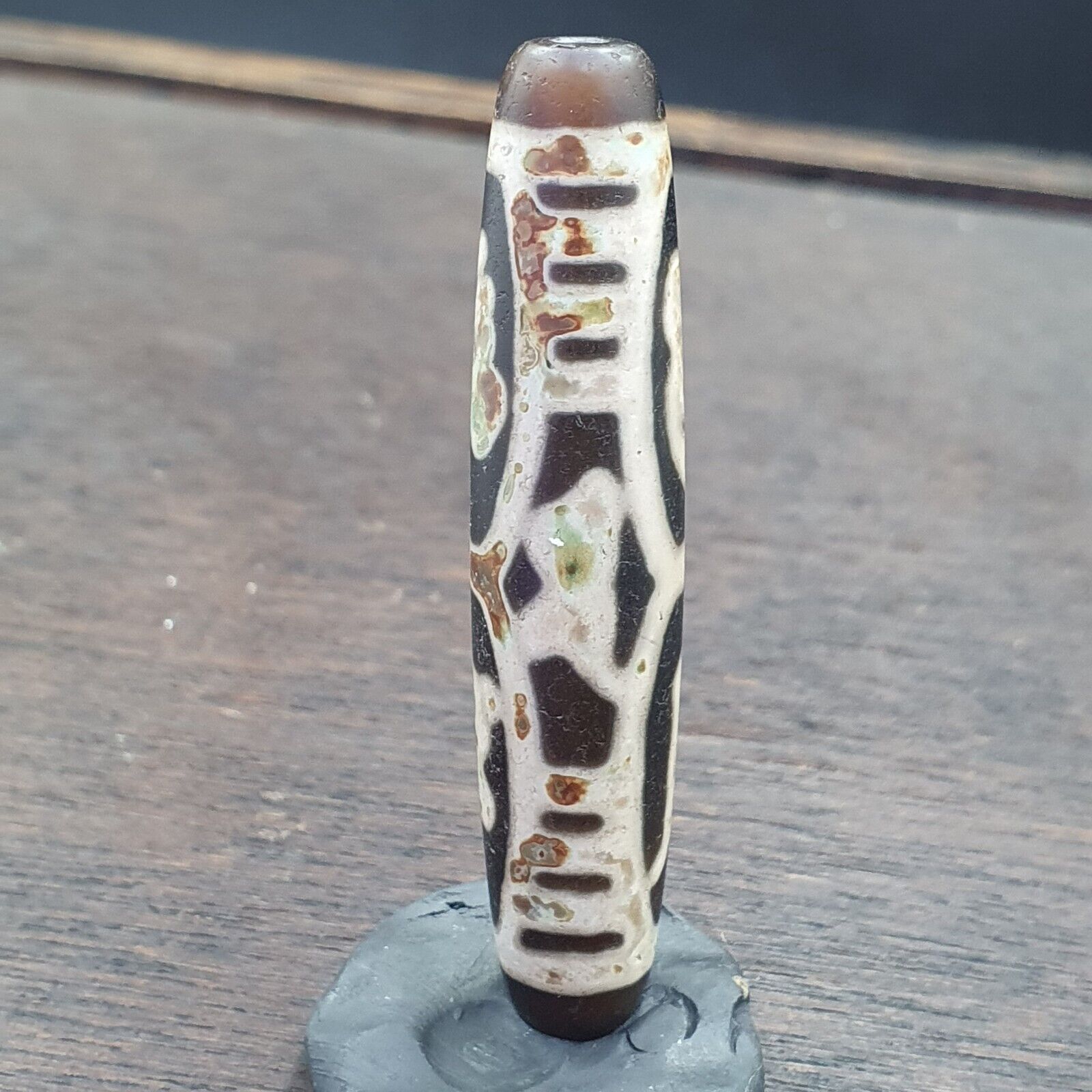 Very Unique Vintage Old Tibetan Agate Eyes Agate stone Dzi Bead Amulet