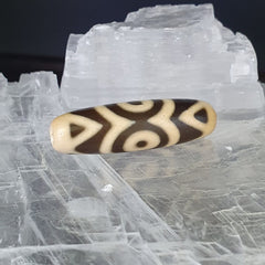 Vintage Old Indo Tibetan Agate  Eyes Agate stone Dzi Bead Amulet