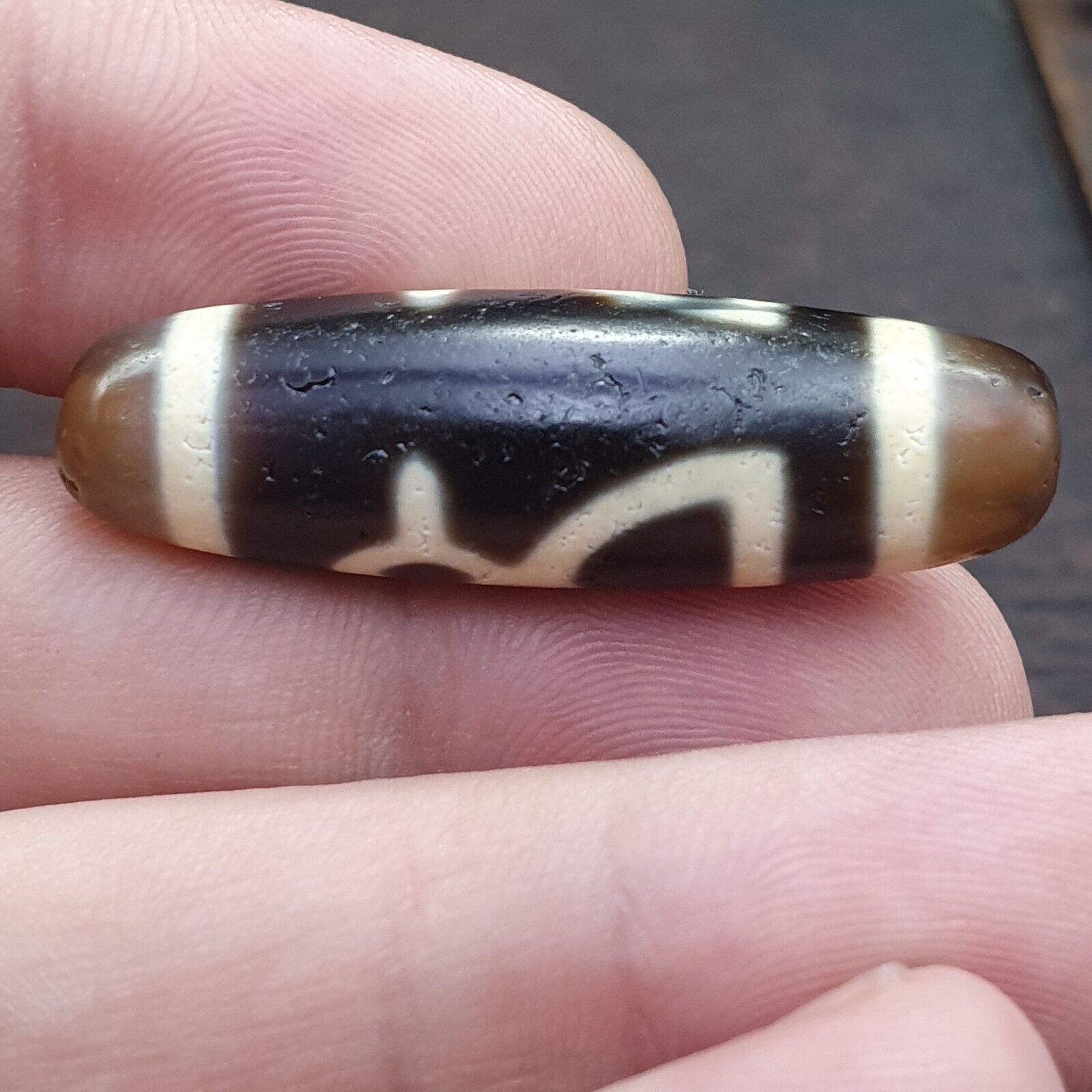 Very Unique Vintage Old Tibetan Lotus, treasure-vase Agate stone Dzi Bead Amulet
