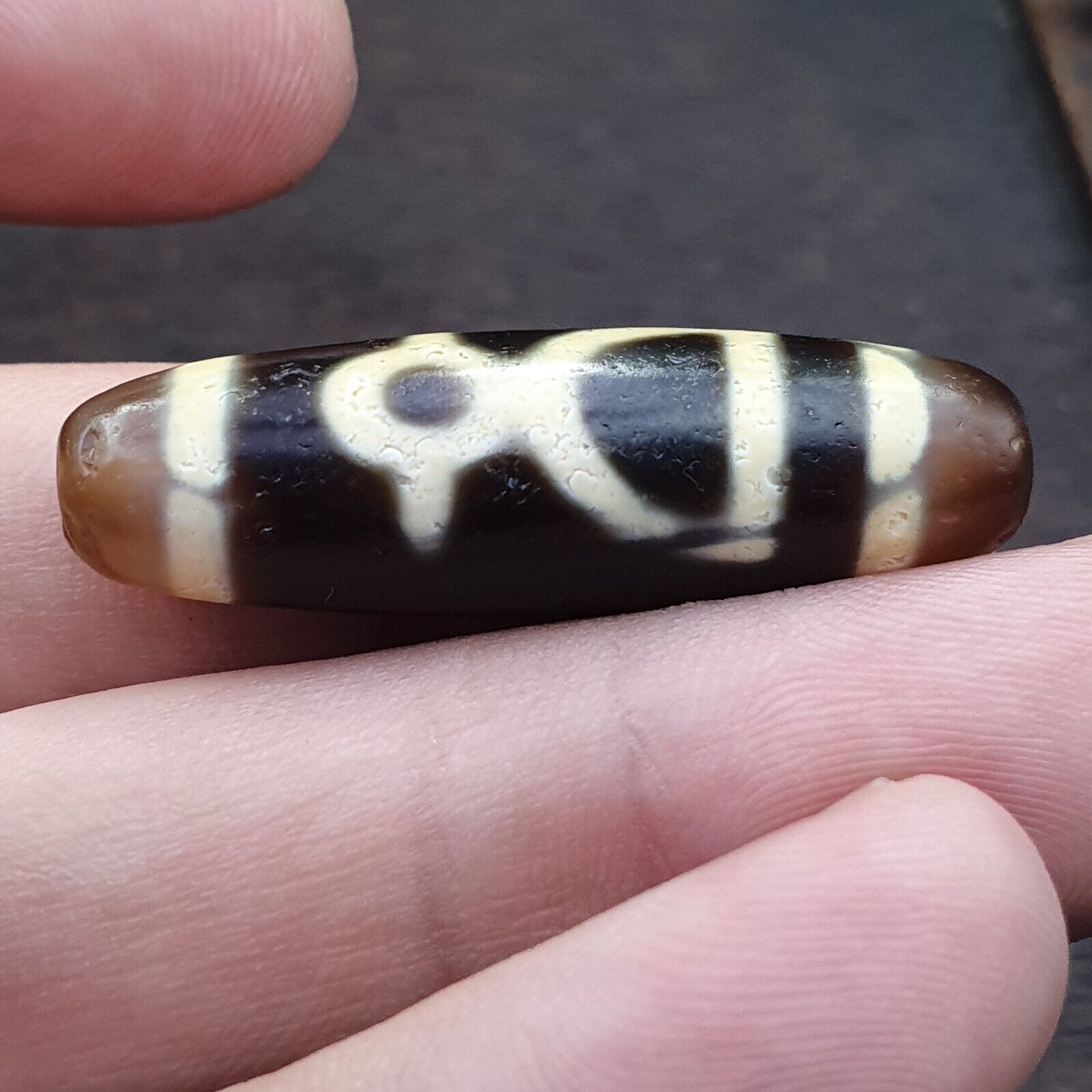 Very Unique Vintage Old Tibetan Lotus, treasure-vase Agate stone Dzi Bead Amulet