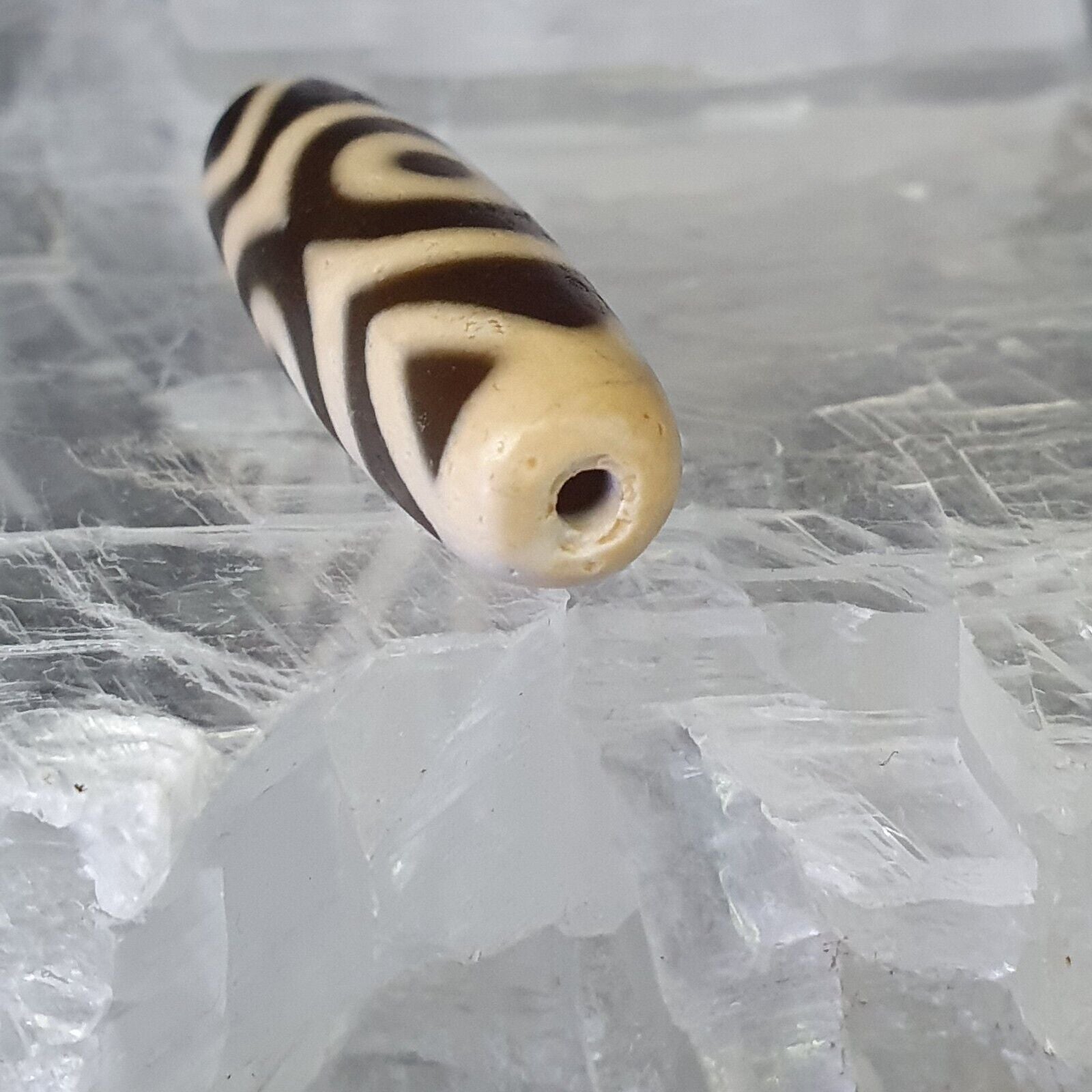 Vintage Old Indo Tibetan Agate  Eyes Agate stone Dzi Bead Amulet