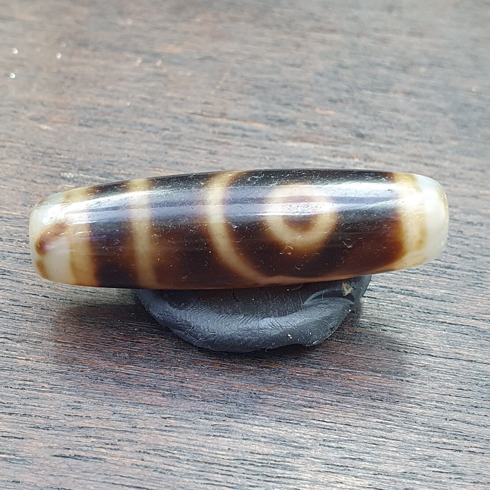 Vintage Old Indo Himalayn Tibetan Agate 2 Eyes Agate stone Dzi Bead Amulet