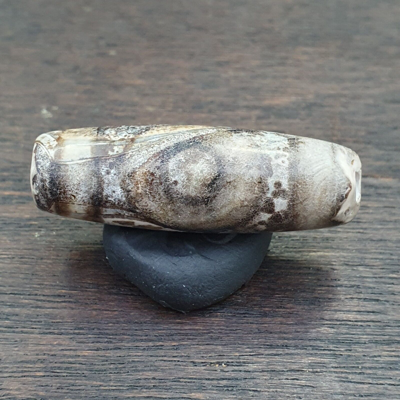 Vintage Old Tibetan 2 Eyes Agate stone Dzi Bead Amulet S-7