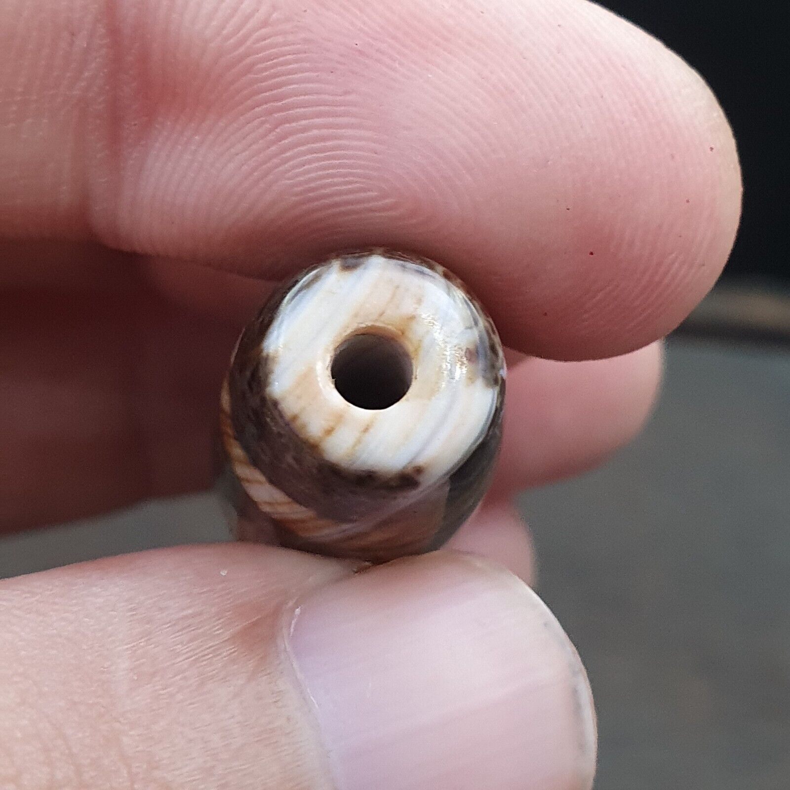 Vintage Old Tibetan 2 Eyes Agate stone Dzi Bead Amulet S-6