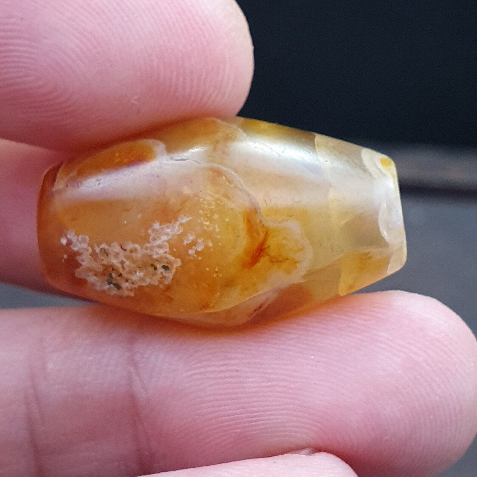 Antique  Middle Eastern Persian Agate Natural Eye In Agate Bead AMD-1
