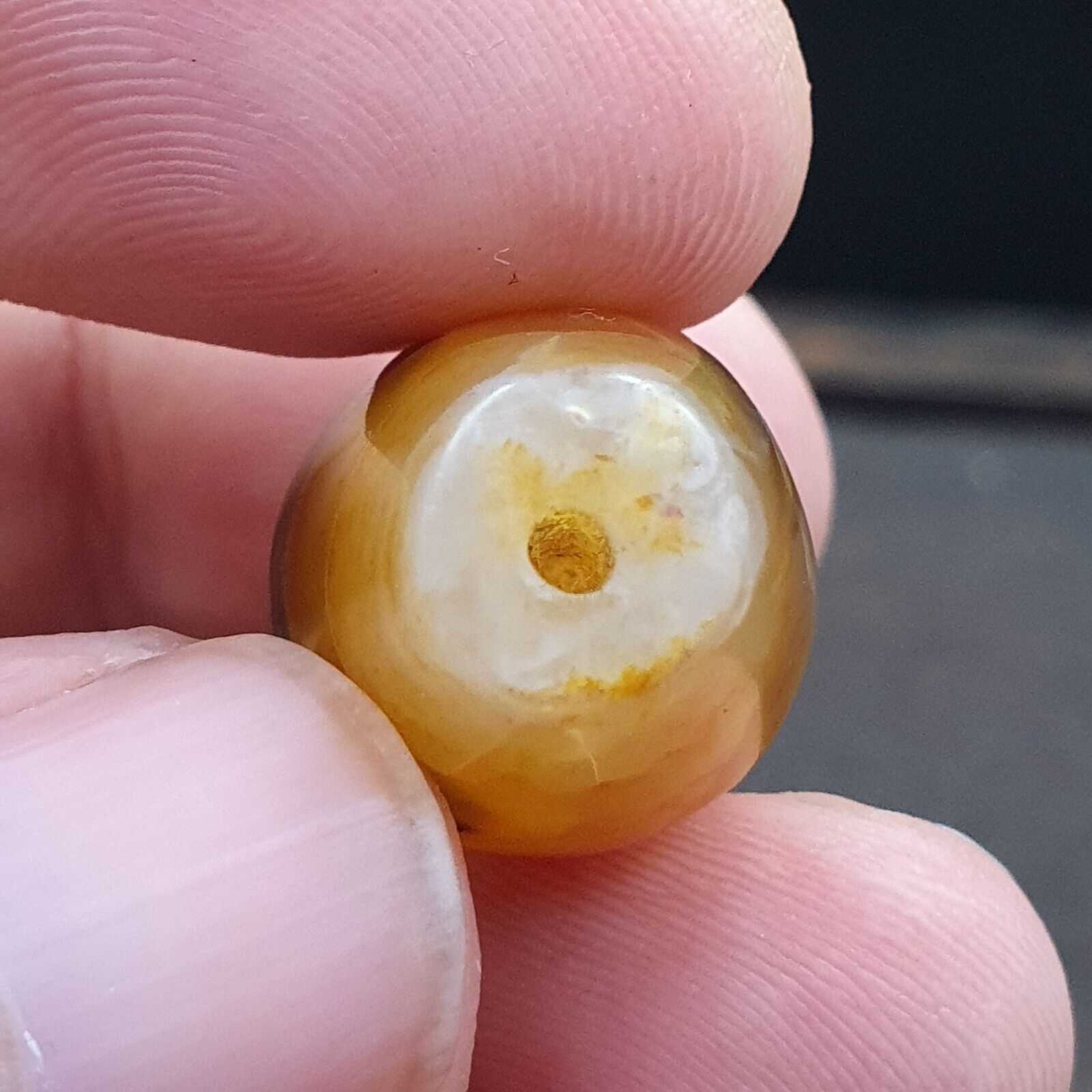 Antique  Middle Eastern Persian Agate Natural Eye In Agate Bead AMD-1