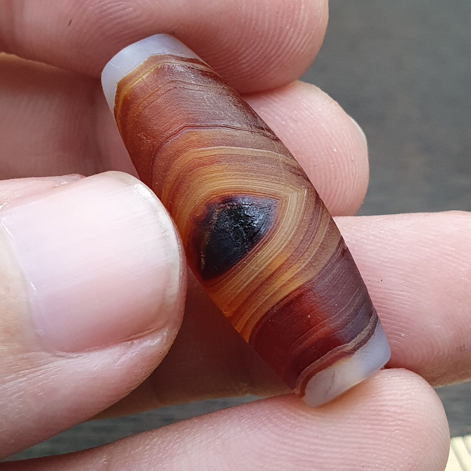 Antique Old Middle Eastern Persian Agate Natural Eye Agate Bead AMD-10