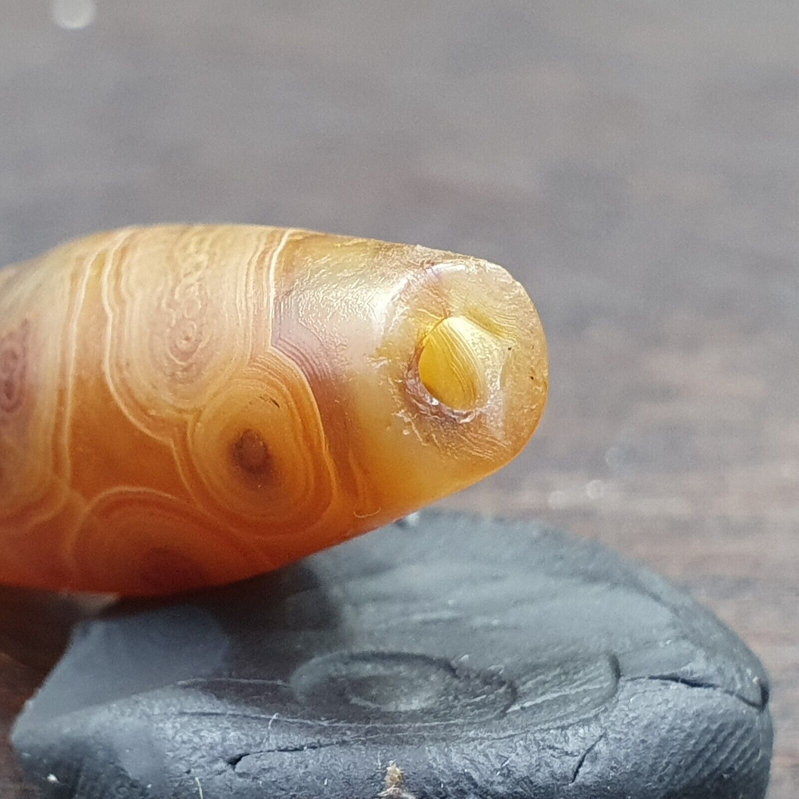Antique Middle Eastern Persian Agate Natural  Eye In Agate Bead AMD-4