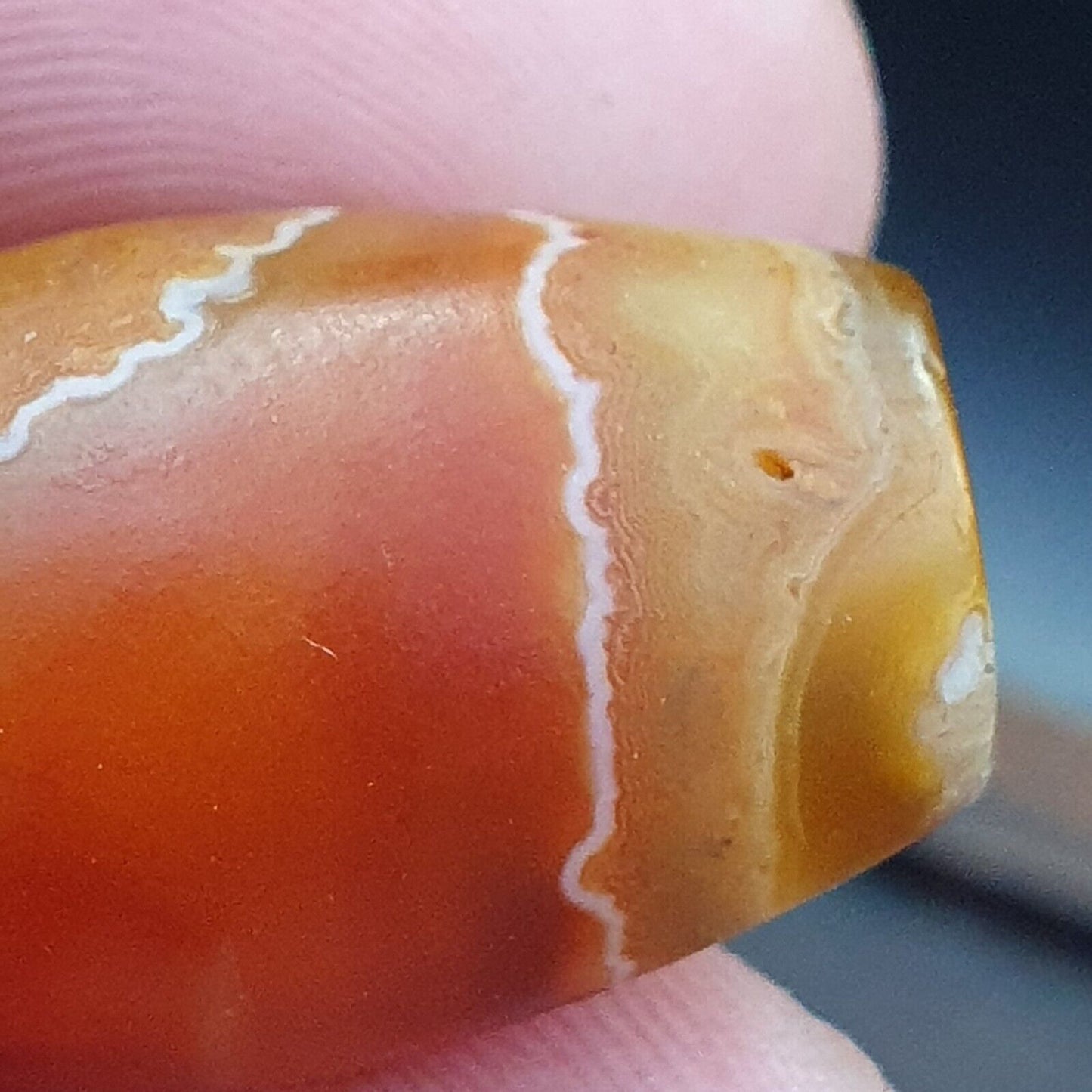 Antike alte persische Achatperle mit natürlichem Muster aus dem Nahen Osten AMD-7