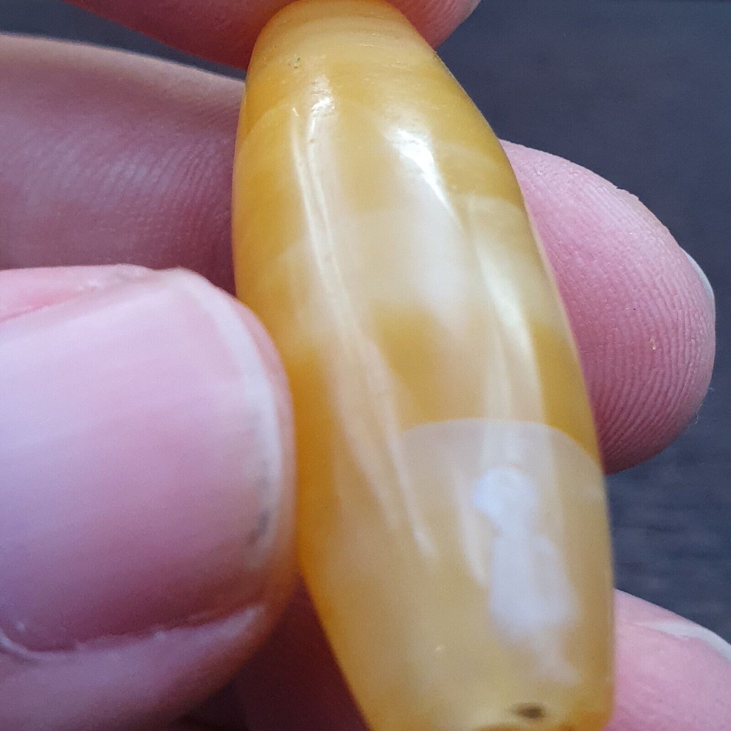 Antiker alter jemenitischer Achat aus dem Nahen Osten, gelbe Achatperle AMD-11