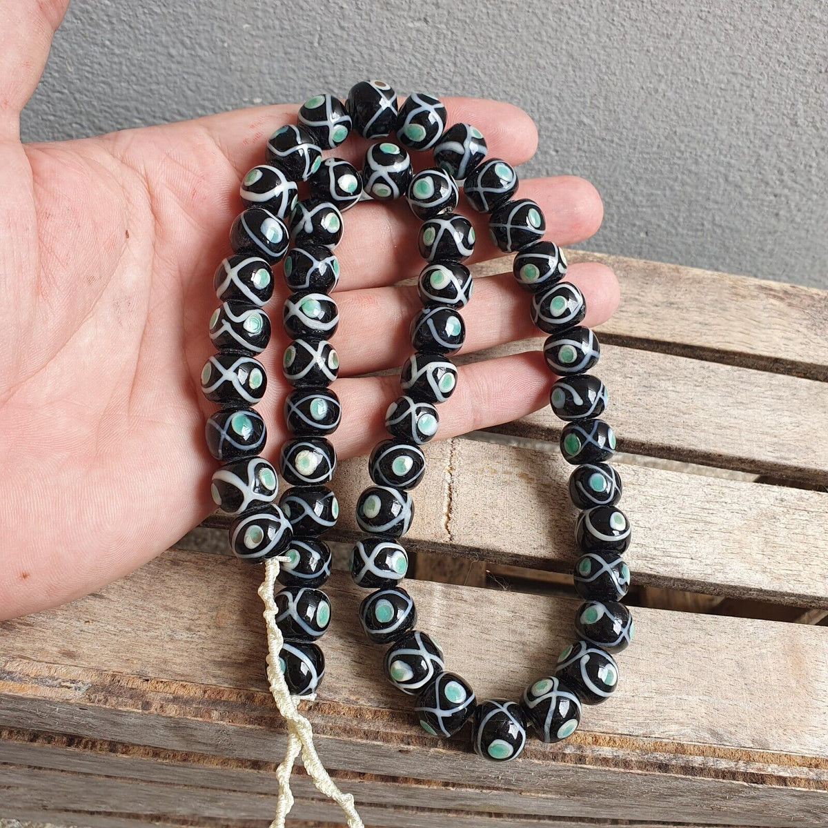 Vintage Venerano Art Eye pattern Beads 12-13MM GLASS BEADS Necklace