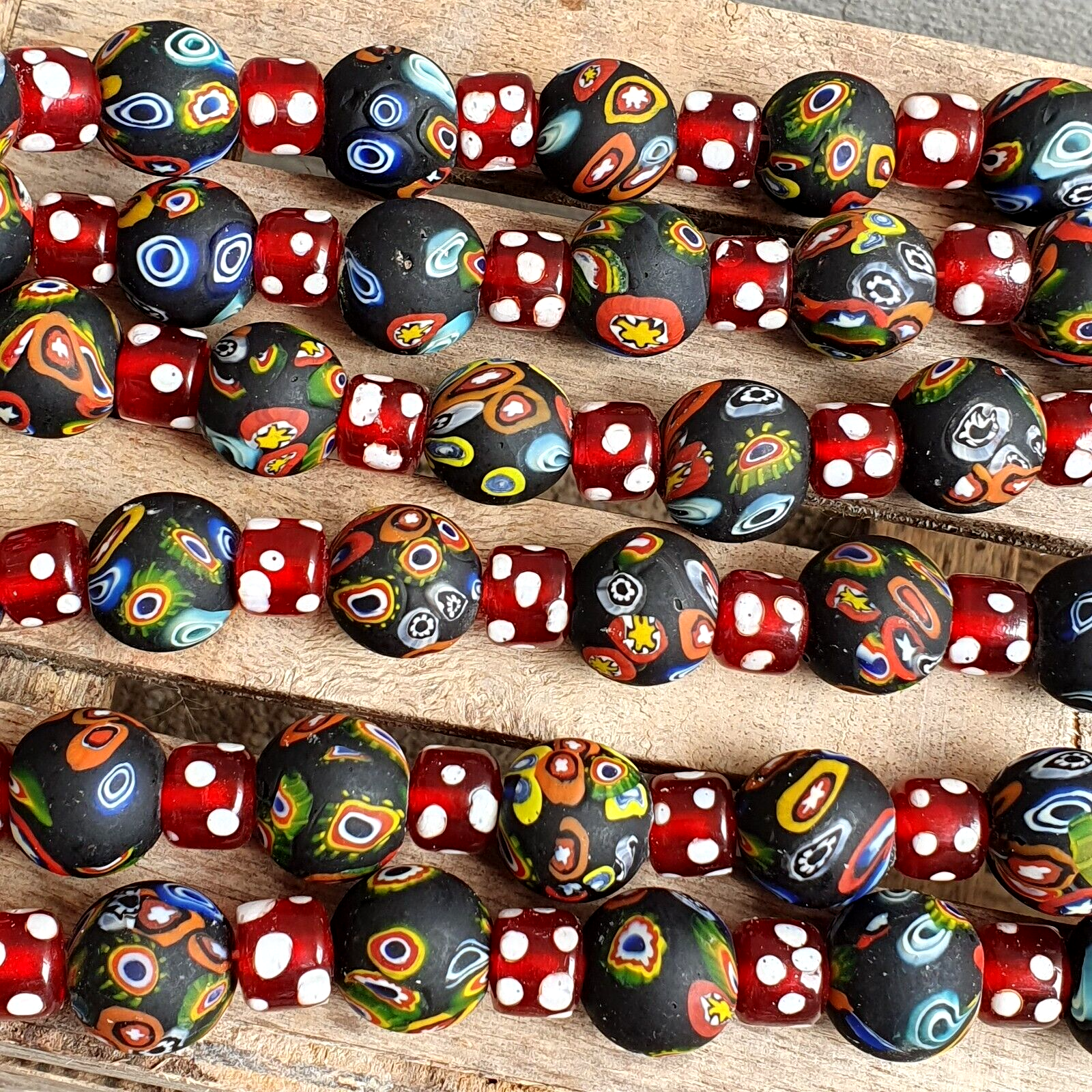 Vintage Red Skunk Eyes Mosaic Style Beads Strand GLASS BEADS Necklace