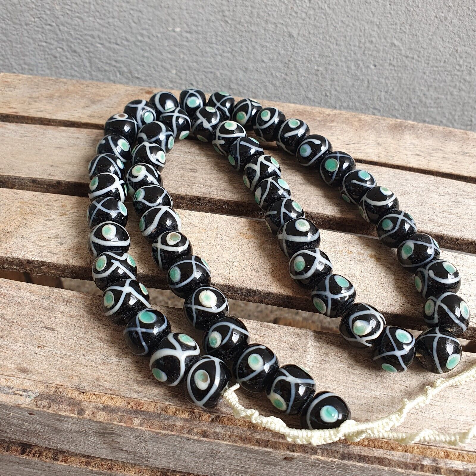 Vintage Venerano Art Eye pattern Beads 12-13MM GLASS BEADS Necklace