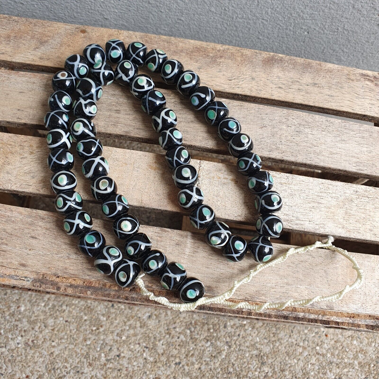 Vintage Venerano Art Eye pattern Beads 12-13MM GLASS BEADS Necklace