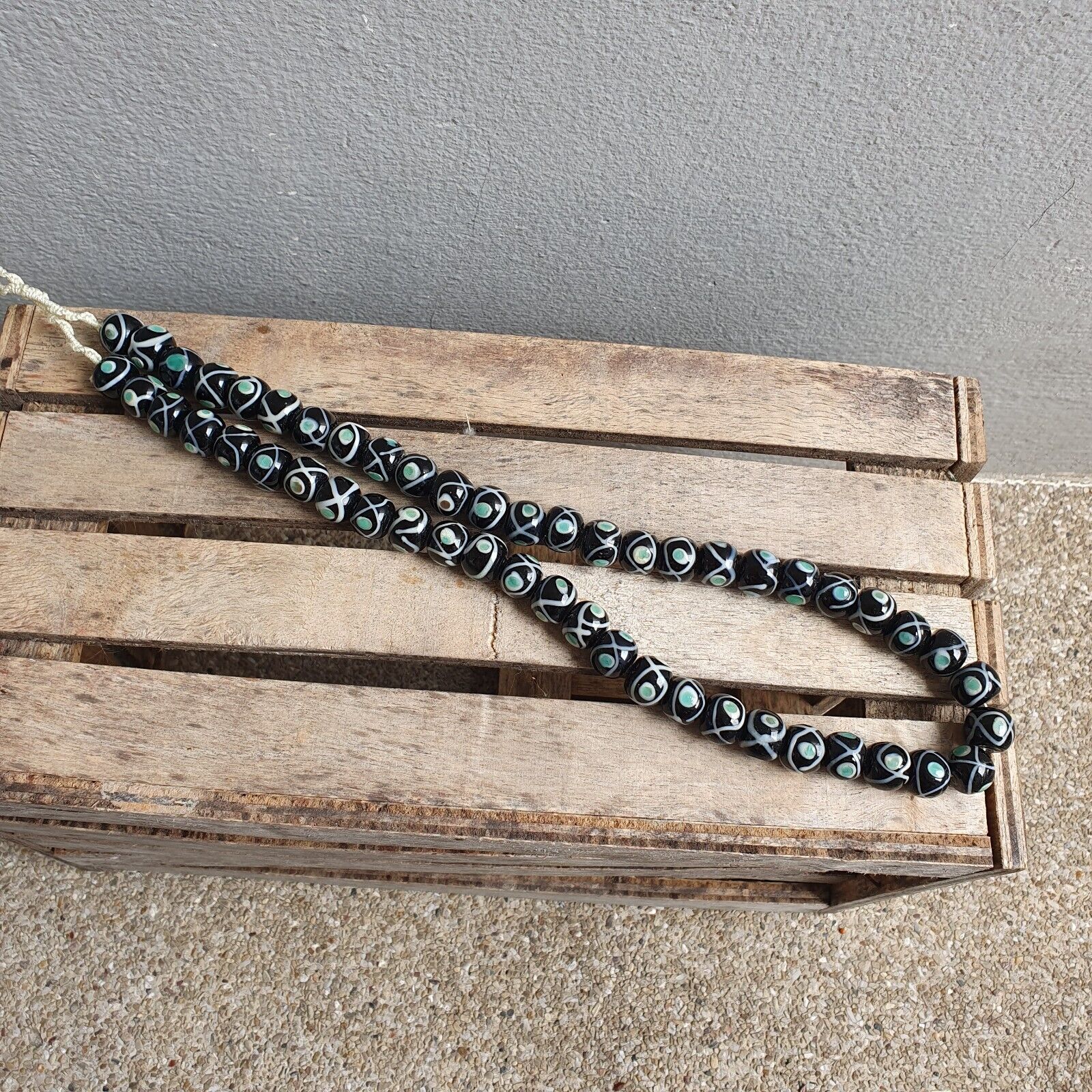 Vintage Venerano Art Eye pattern Beads 12-13MM GLASS BEADS Necklace