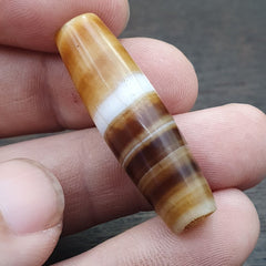 Antique Old Yemeni Agate Natural Rare pattern Banded Agate Bead  BD L1