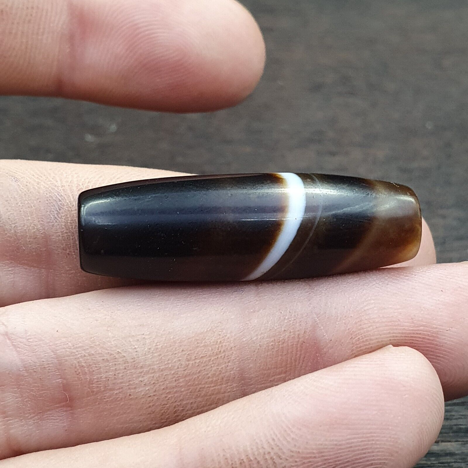 Antique Old Yemeni Agate Natural Rare pattern Banded Agate Bead  BD L2
