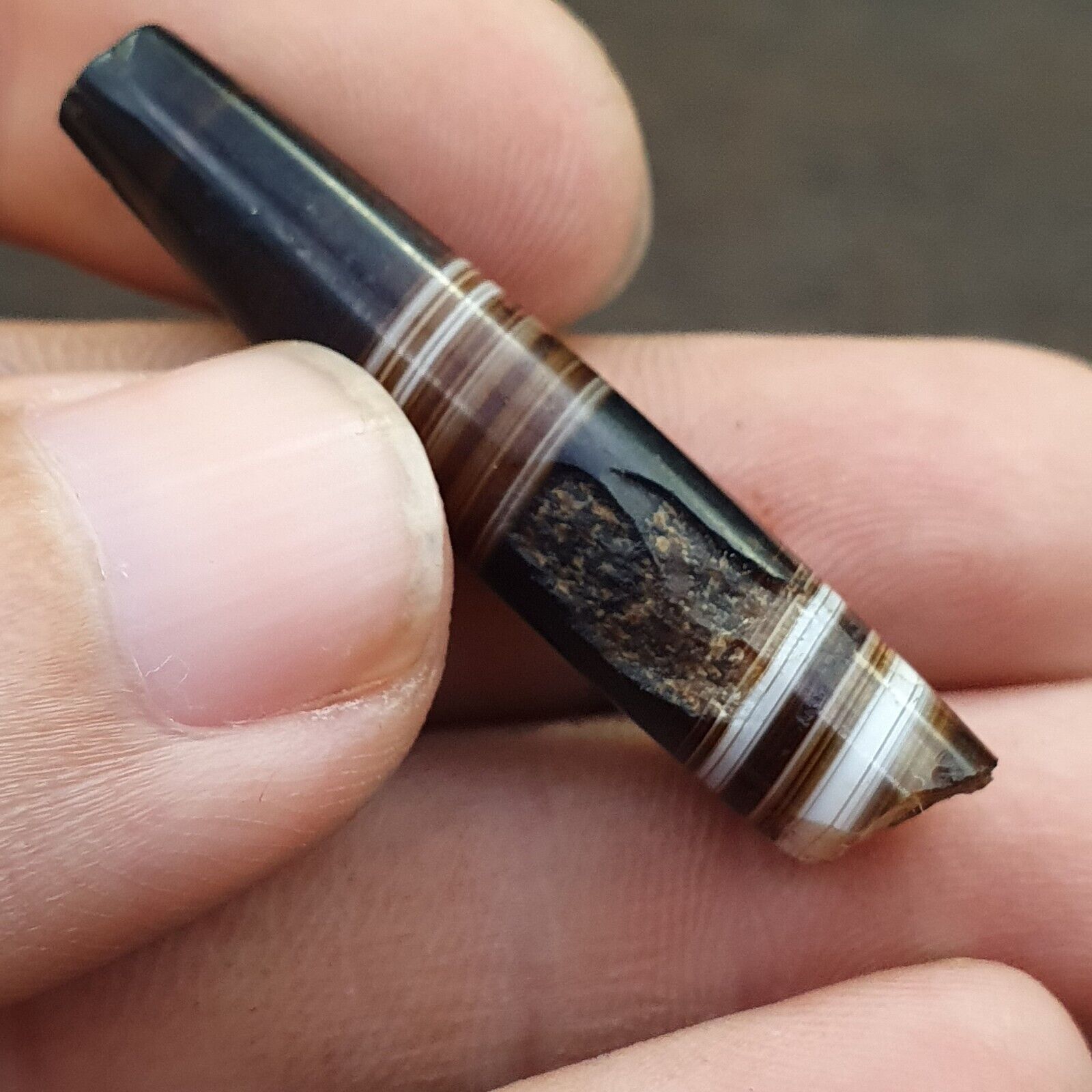 Lot 7 Antique Old Yemeni Agate Natural Rare pattern Banded Agate Bead  BD L7