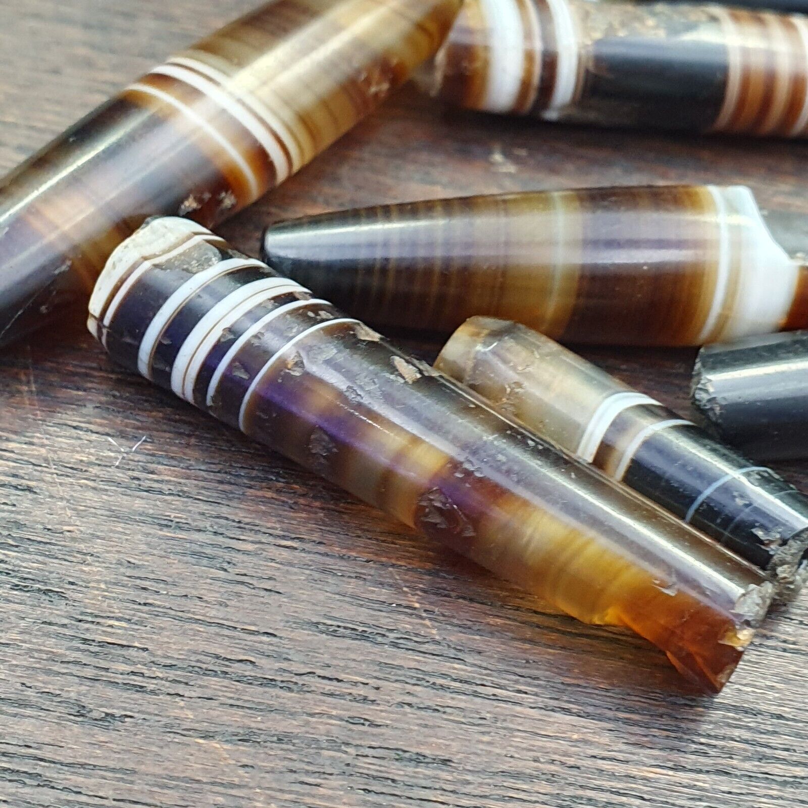 Lot 7 Antique Old Yemeni Agate Natural Rare pattern Banded Agate Bead  BD L7