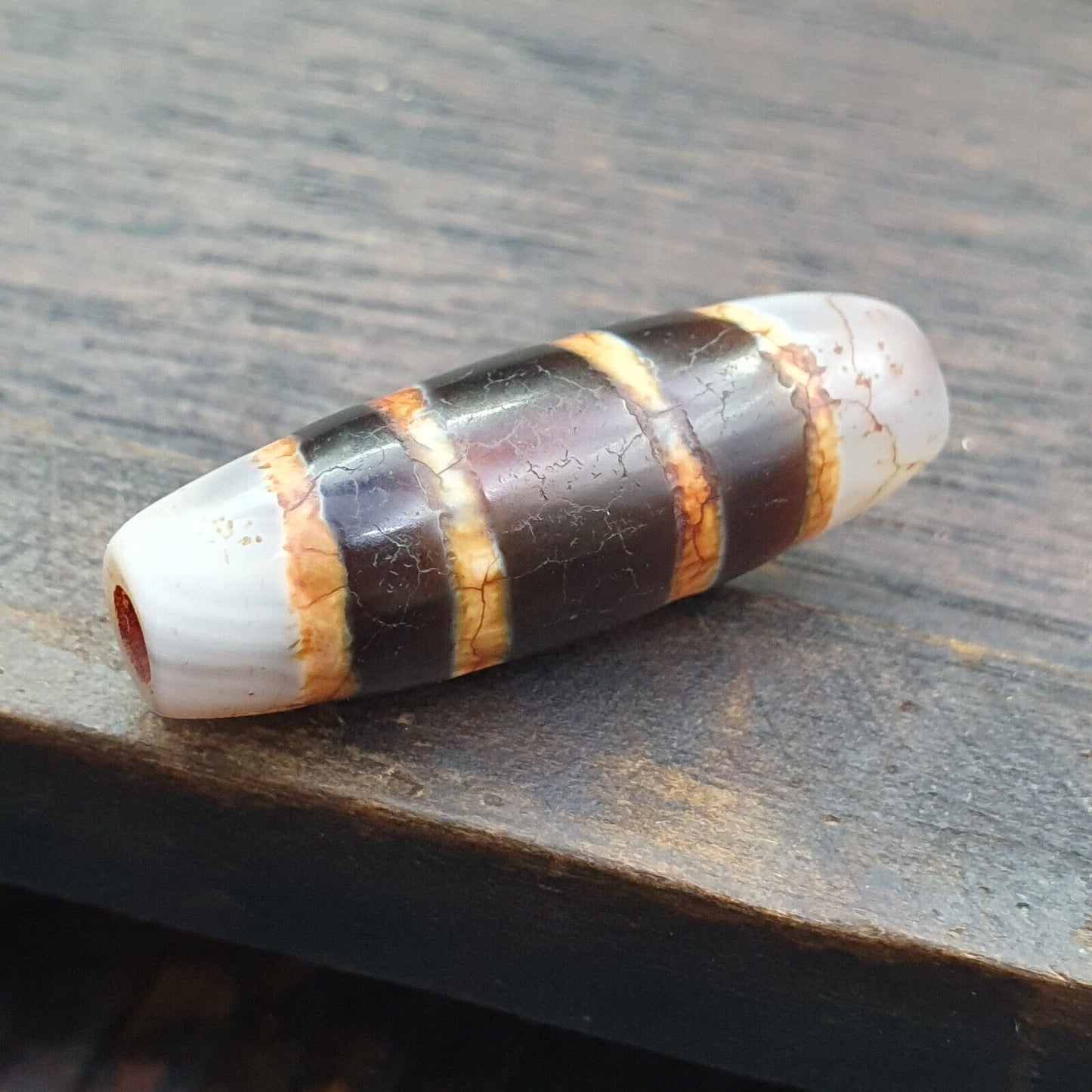 古董生鏽西藏 4 條紋天珠瑪瑙珠老護身符西藏天珠吊墜
