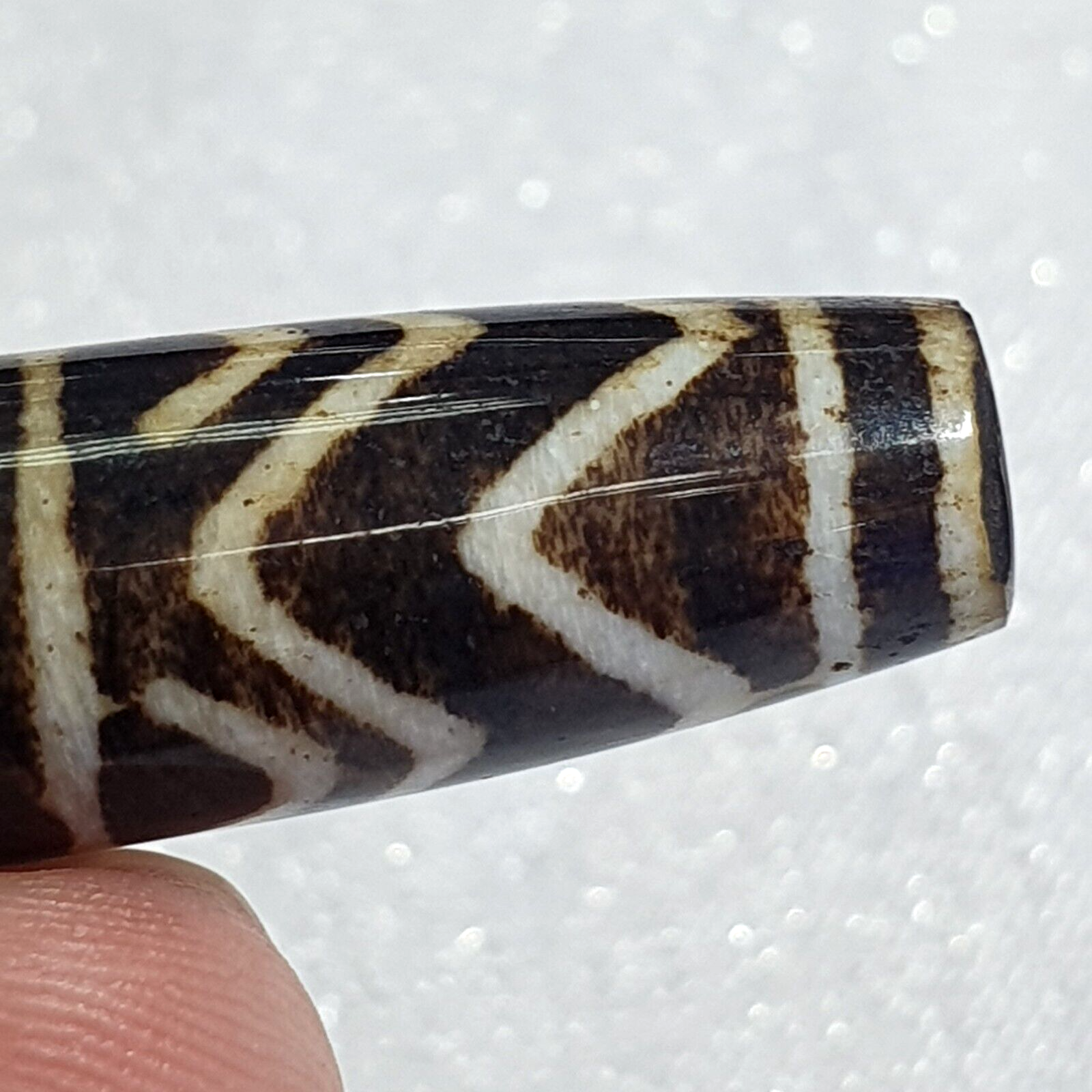 Vintage South Asian Burma Old Pumtek pyu beads petrified Wood Stone bead -L1