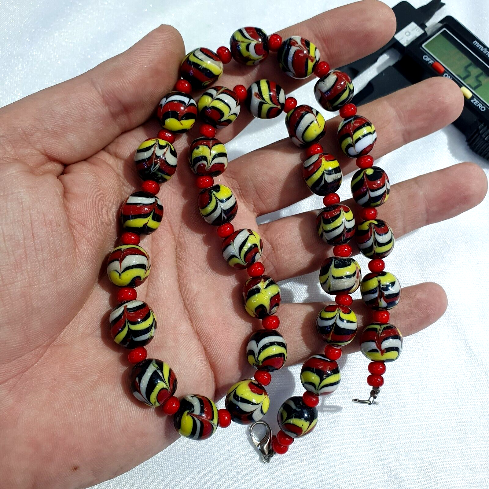 Colorful Glass and White Heart Venetian Glass Beads Necklace BB-11