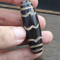 Huge Vintage HIMALAYAN Tibetan Etched Agate Large bead Decorated bead