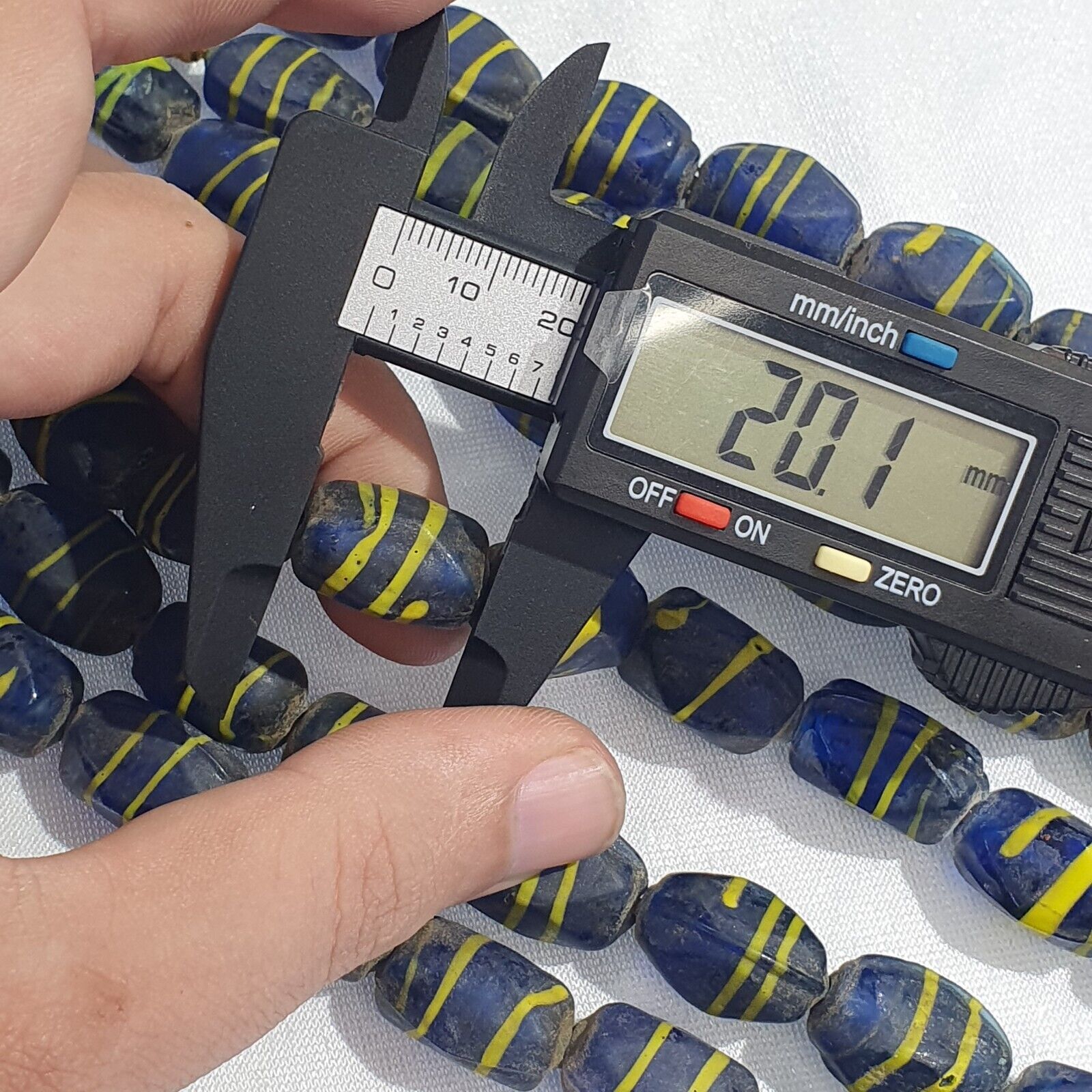 Vintage BEAUTIFUL OLD AFRICAN yellow Stripes Blue GLASS ANTIQUE BEADS 20x12MM