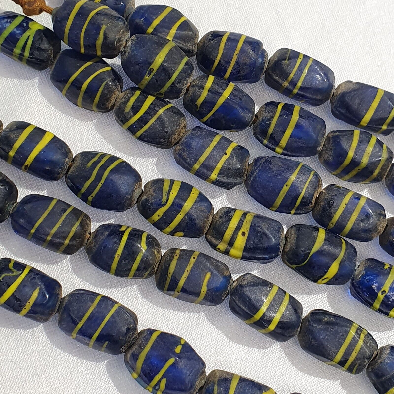 Vintage BEAUTIFUL OLD AFRICAN yellow Stripes Blue GLASS ANTIQUE BEADS 20x12MM