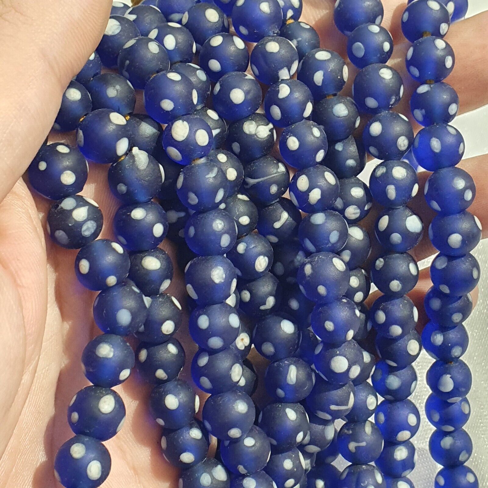 Vintage white Dots Blue GLASS ANTIQUE BEADS 9.5-10MM