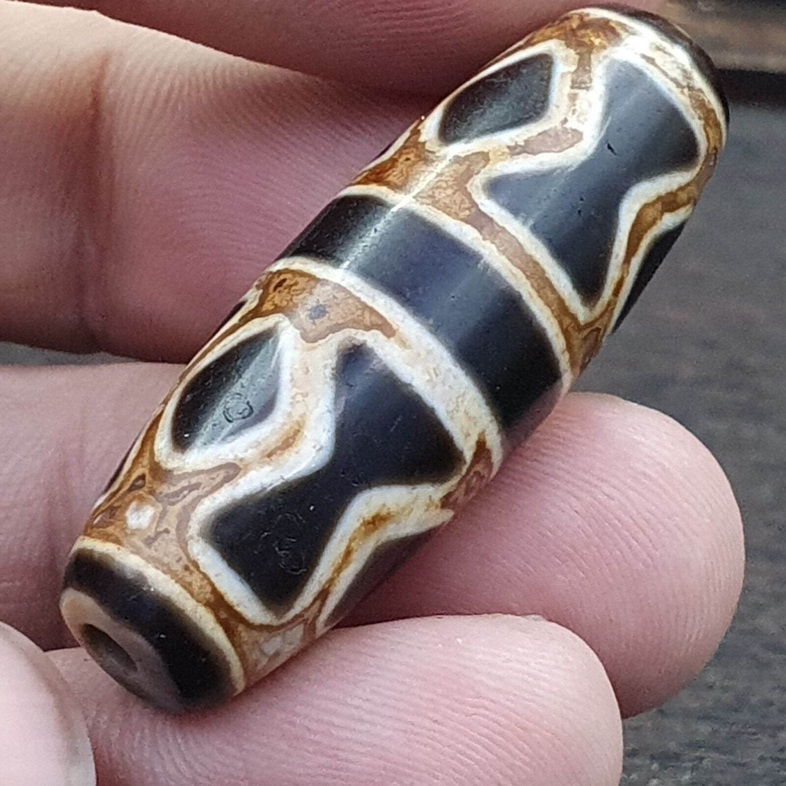 POWERFUL! Vintage Tharu Tibet Very Rare Tibetan Dzi Bead Amulet Dzi