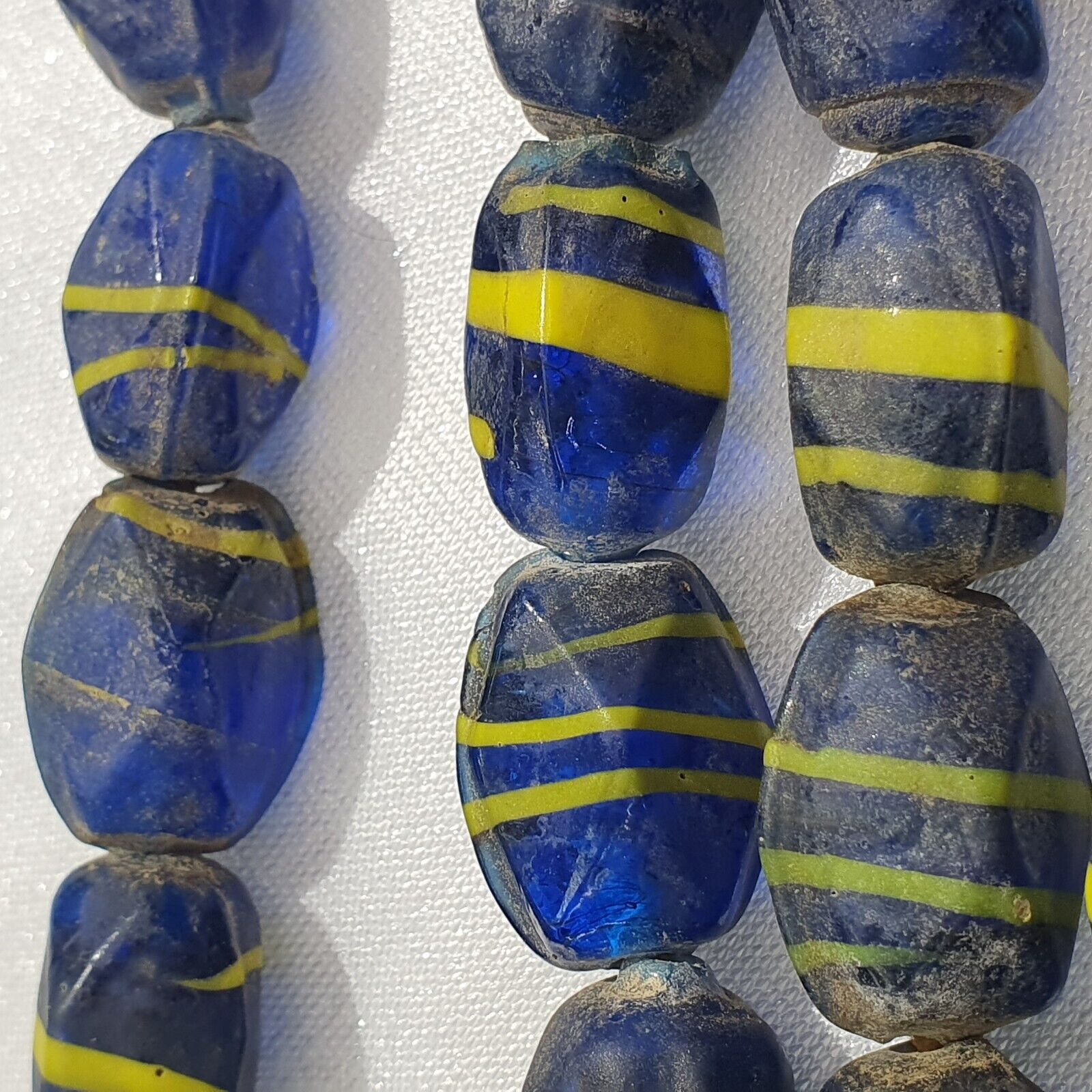 Vintage BEAUTIFUL OLD AFRICAN yellow Stripes Blue GLASS ANTIQUE BEADS 20x12MM