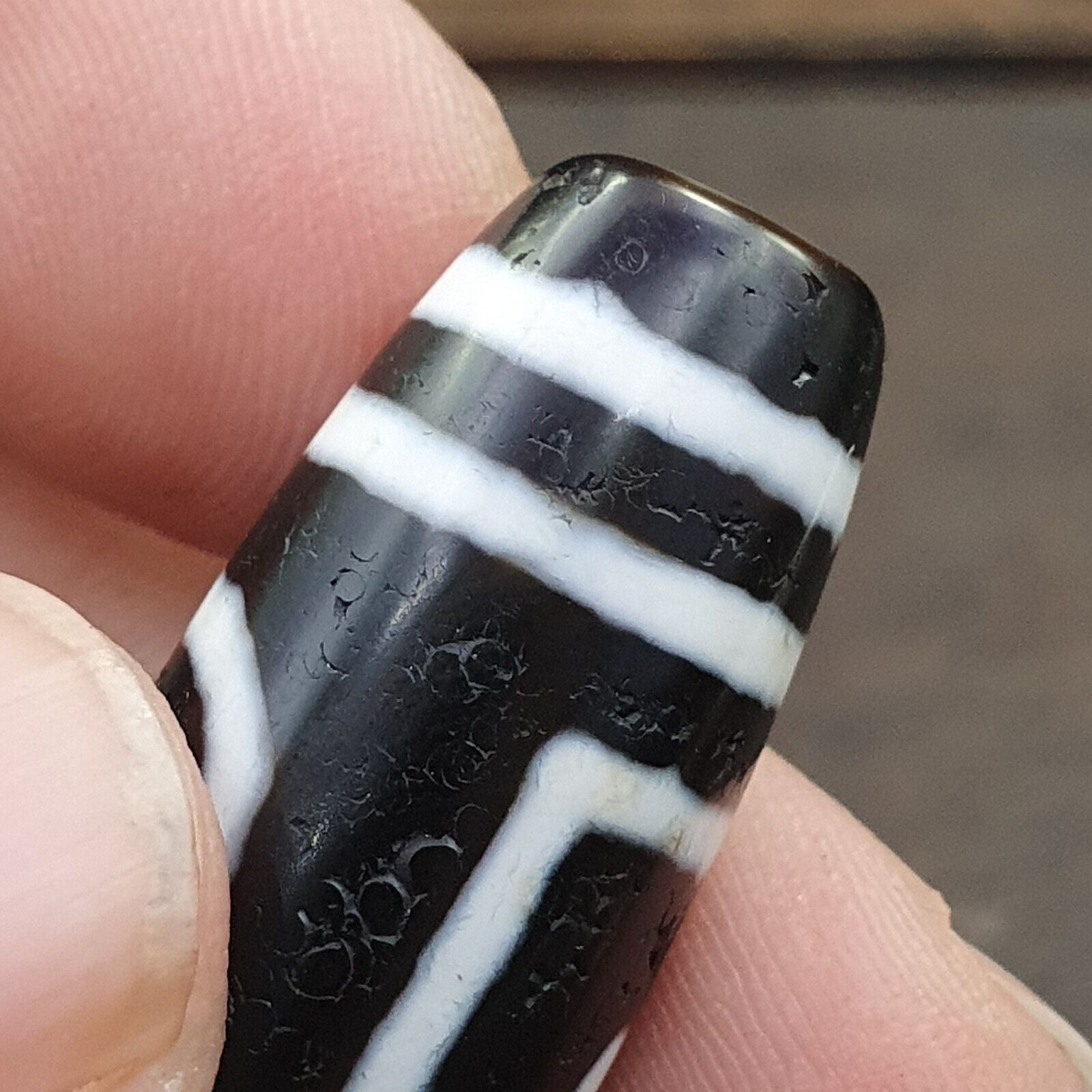 Antique Old Tibetan Circle Square Eyes Agate stone Dzi Bead Amulet