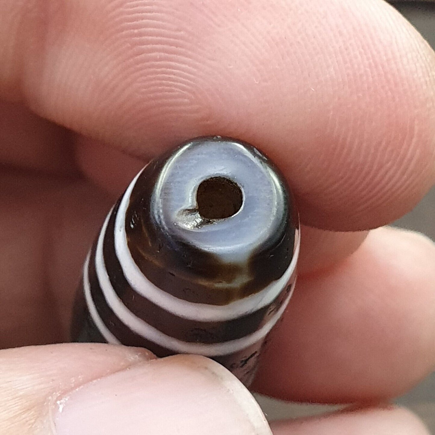 古董老西藏圓形方眼瑪瑙石天珠護身符