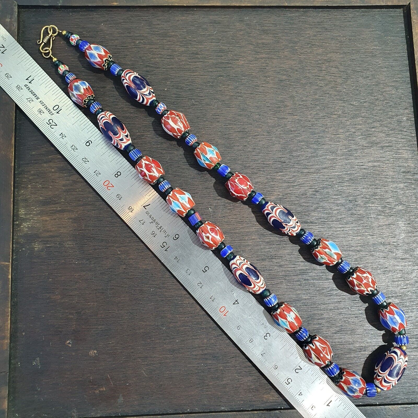 Stunning Vintage Venetian Style Chevron Feather Glass Beads Necklace N-44