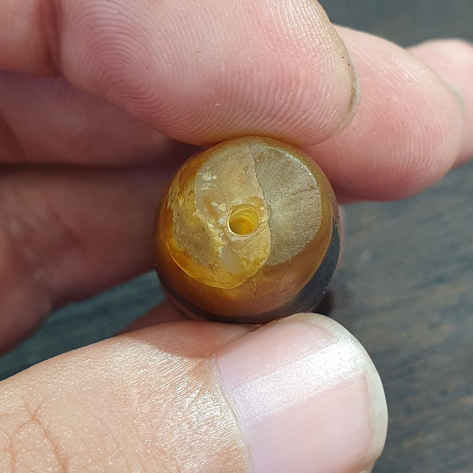 Antique Old Yemeni Eye Agate Middle Eastern Yellow Agate Bead AMD-34