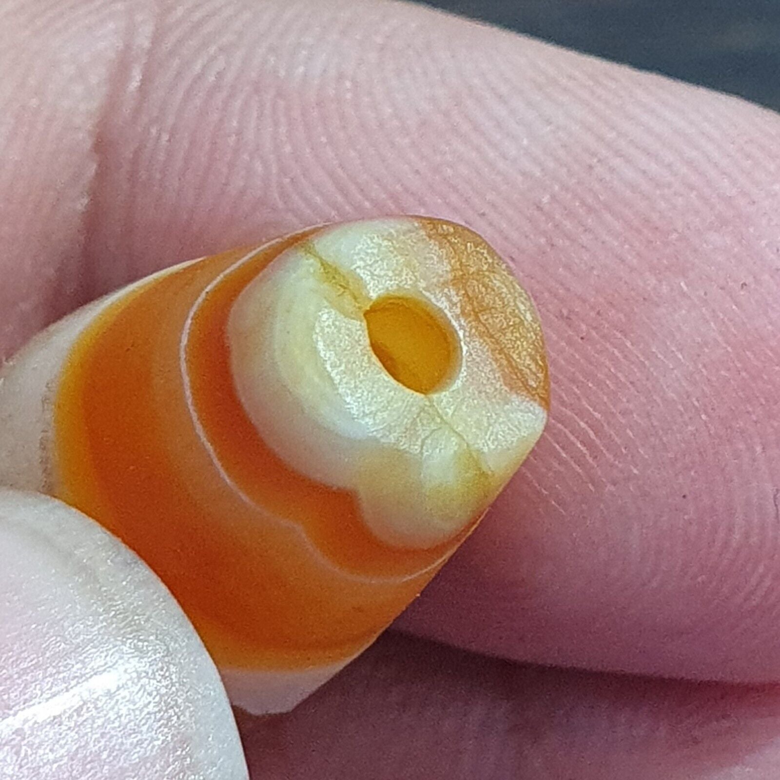 Antique Old Yemeni Eye Agate Middle Eastern Yellow Agate Bead AMD-32