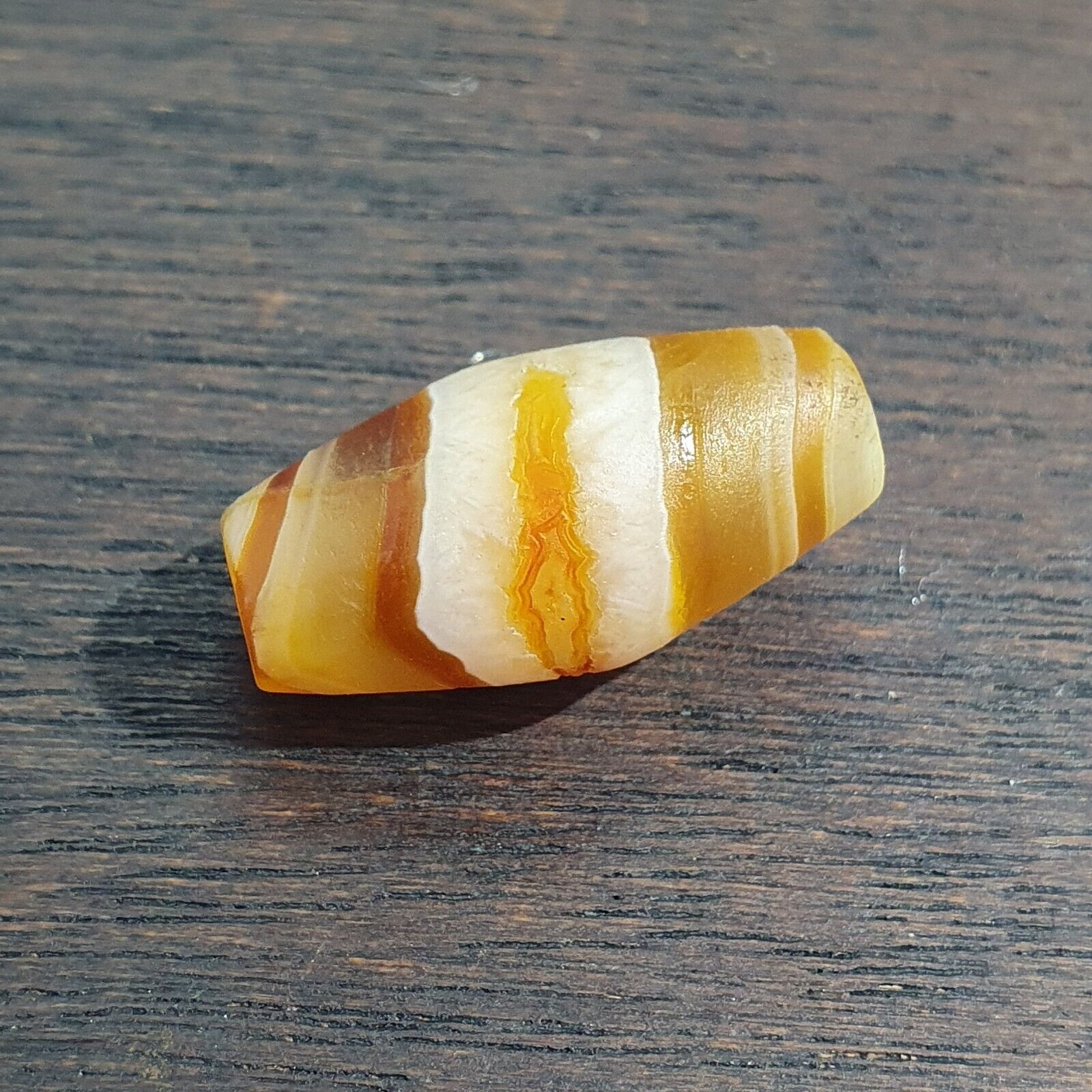 Antique Old Yemeni Eye Agate Middle Eastern Yellow Agate Bead AMD-32