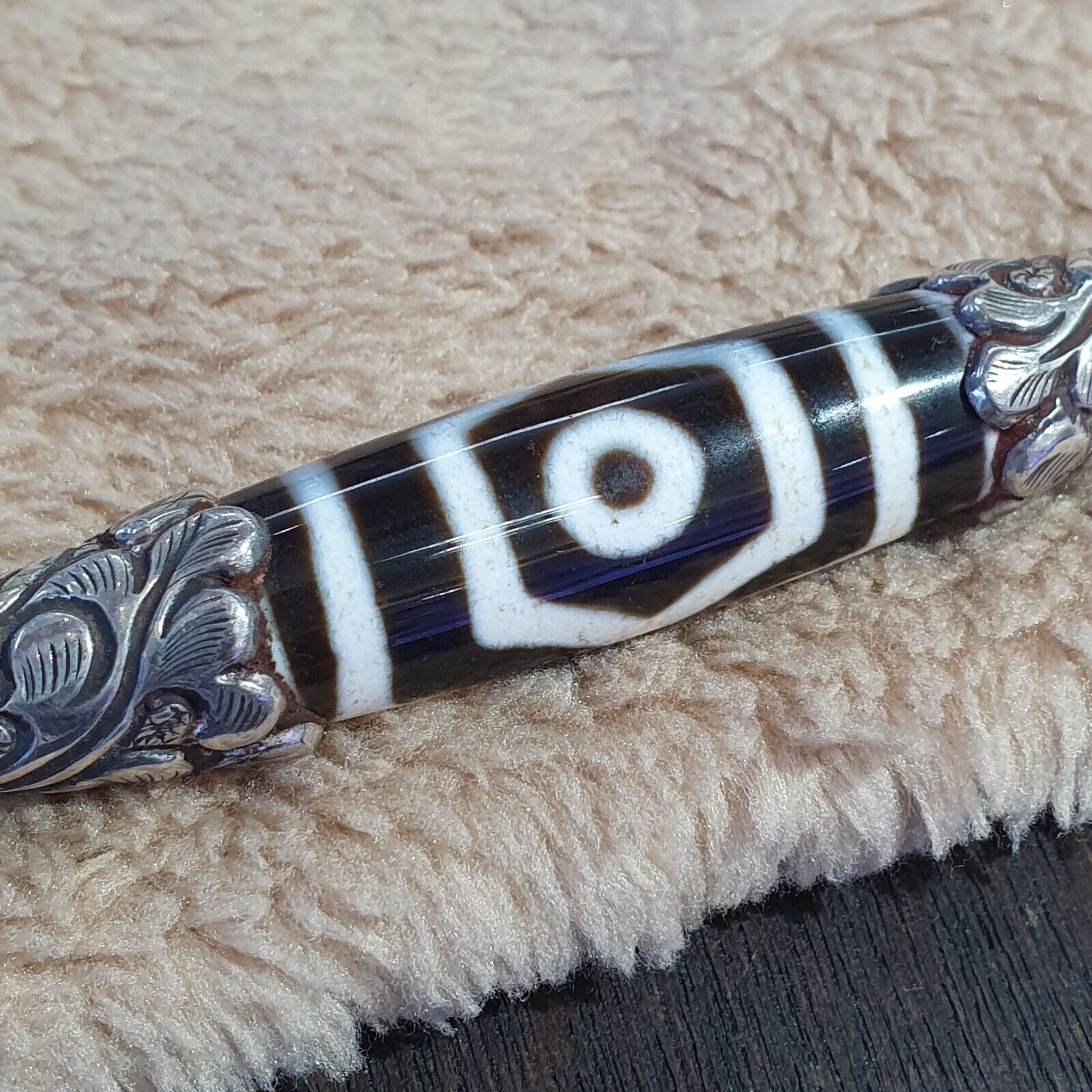 925 Sterling Silver 3 Eyes Tibetan Nepalese dzi bead Agate pendant