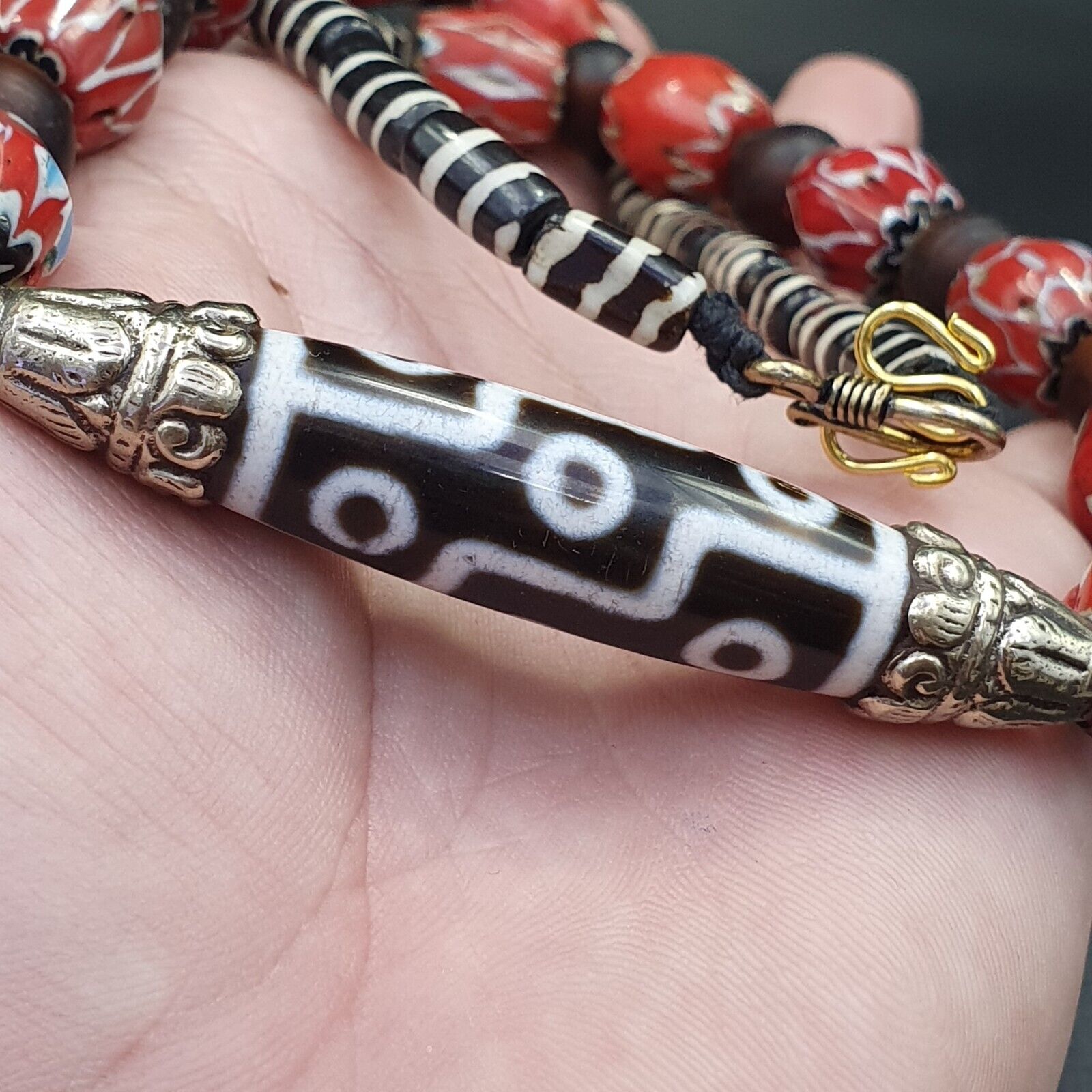9 falling Eyes Tibetan Silver Nepalese dzi Agate bead pendant Necklace