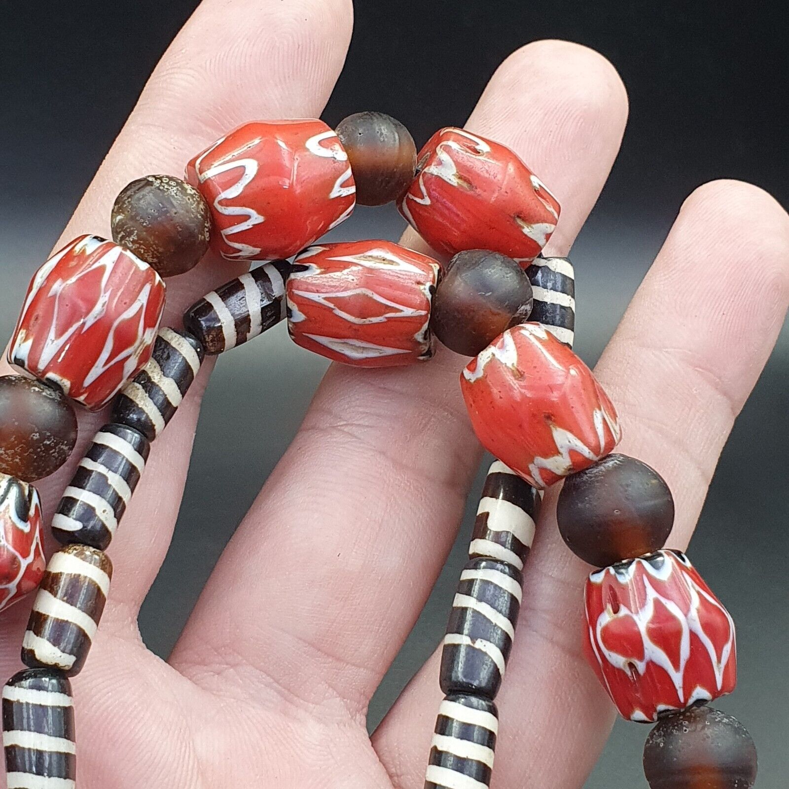 9 falling Eyes Tibetan Silver Nepalese dzi Agate bead pendant Necklace