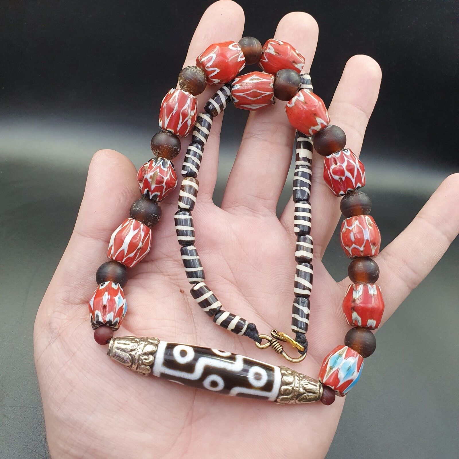 9 falling Eyes Tibetan Silver Nepalese dzi Agate bead pendant Necklace