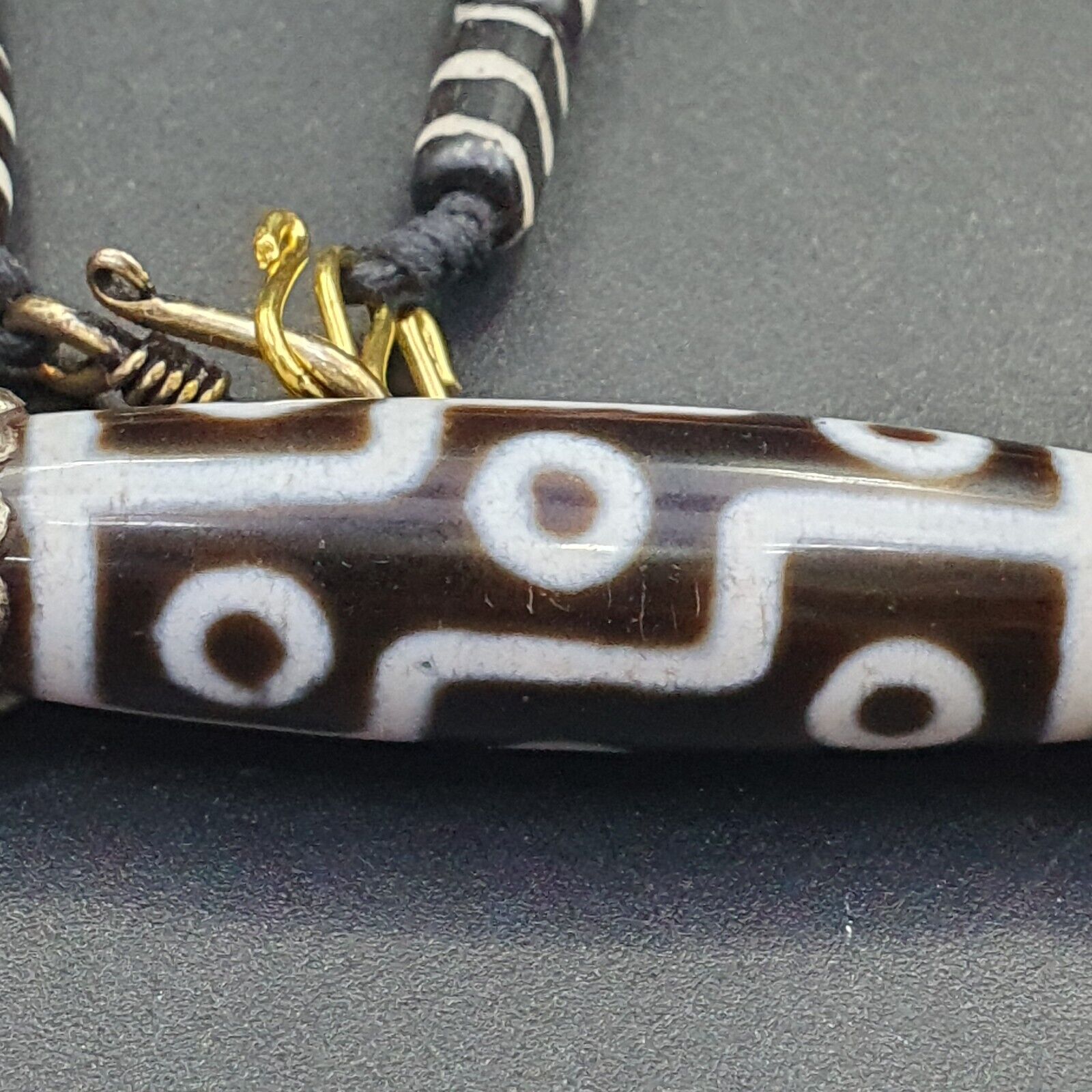 9 falling Eyes Tibetan Silver Nepalese dzi Agate bead pendant Necklace
