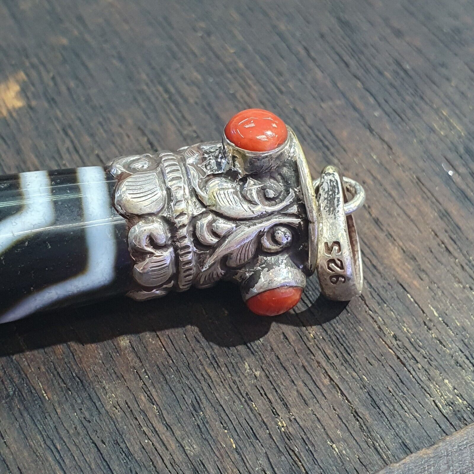 Coral 925 Sterling Silver 3 Eyes Tibetan Nepalese dzi bead Agate pendant