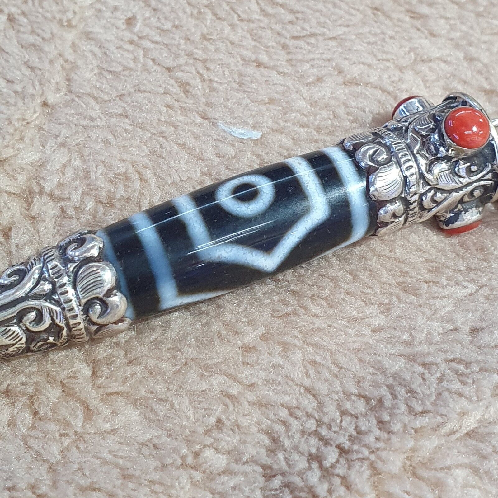 Coral 925 Sterling Silver 3 Eyes Tibetan Nepalese dzi bead Agate pendant