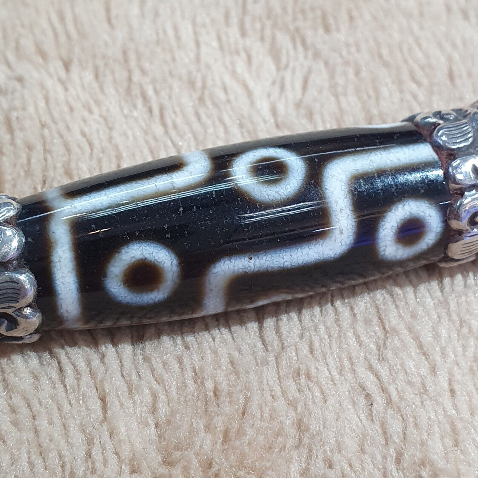 Coral 925 Sterling Silver 9 Eyes Tibetan Nepalese dzi bead Agate pendant