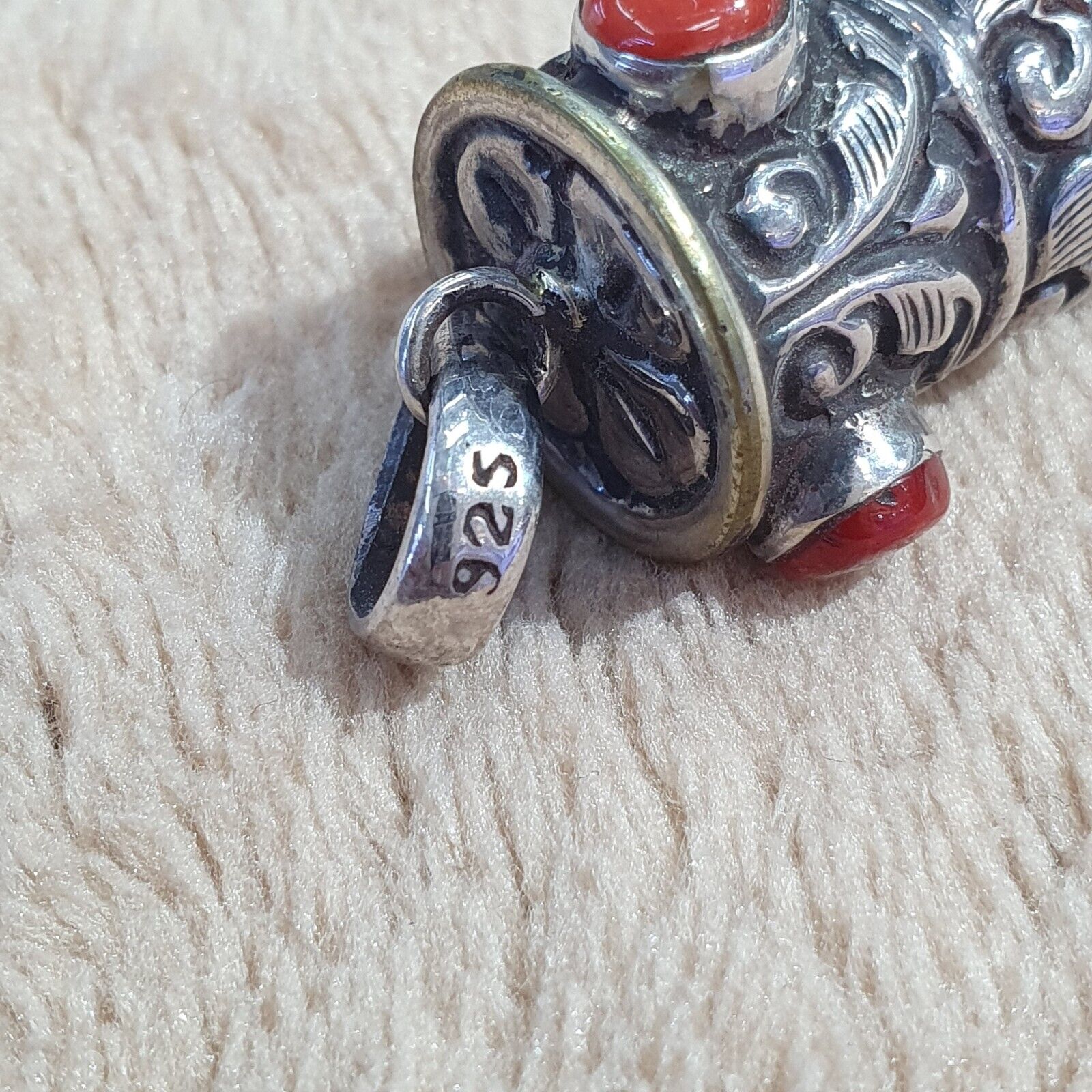 Coral 925 Sterling Silver 9 Eyes Tibetan Nepalese dzi bead Agate pendant