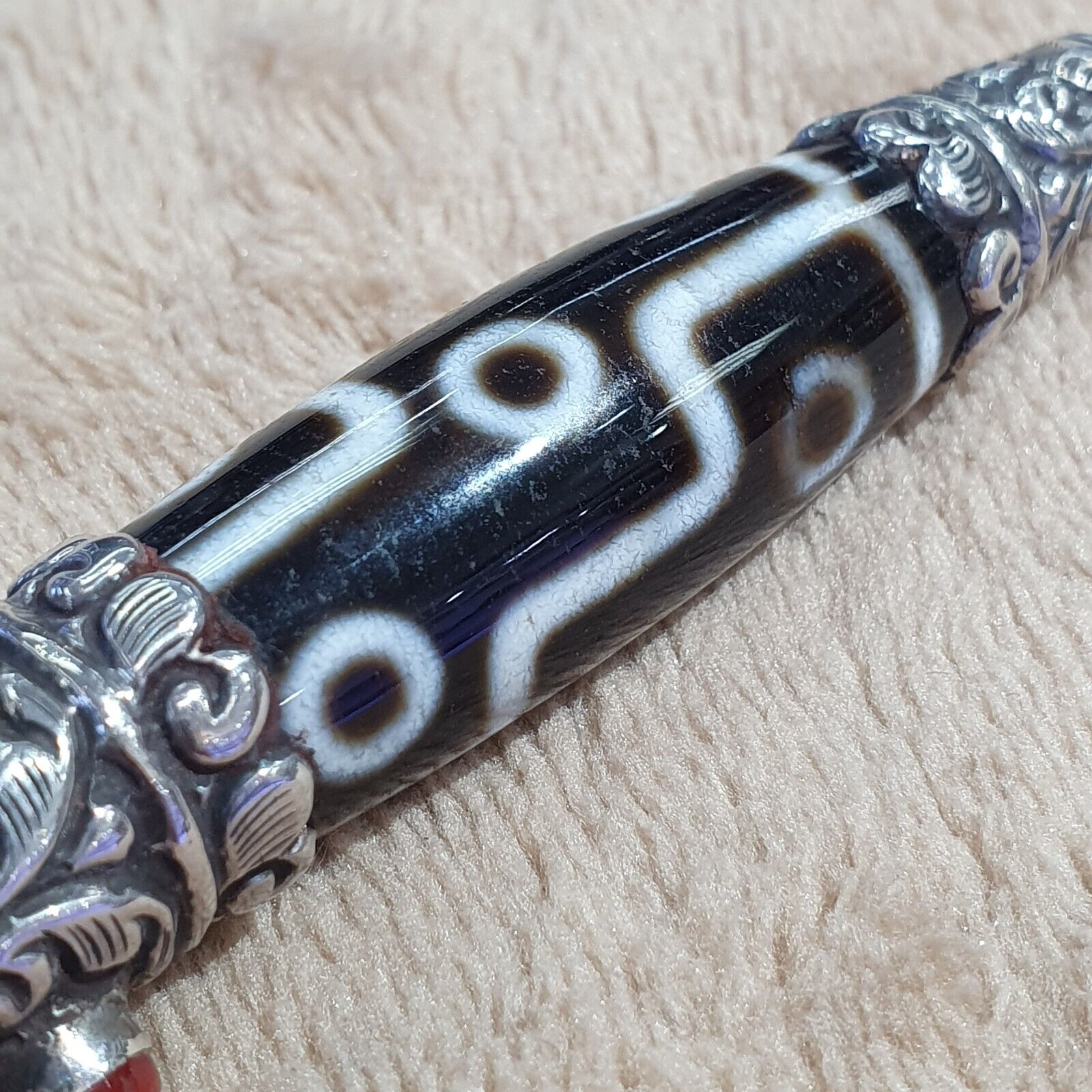 Coral 925 Sterling Silver 9 Eyes Tibetan Nepalese dzi bead Agate pendant