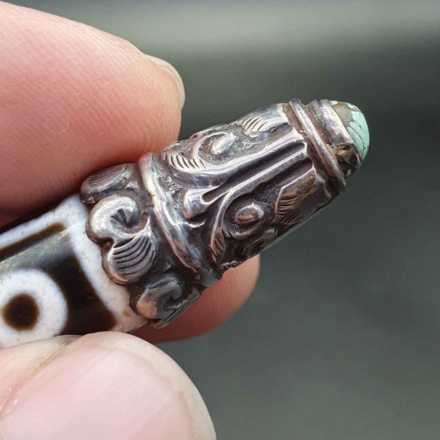 Türkisfarbener 925er-Sterlingsilber-9-Augen-Anhänger aus tibetisch-nepalesischem Dzi-Perlen-Achat